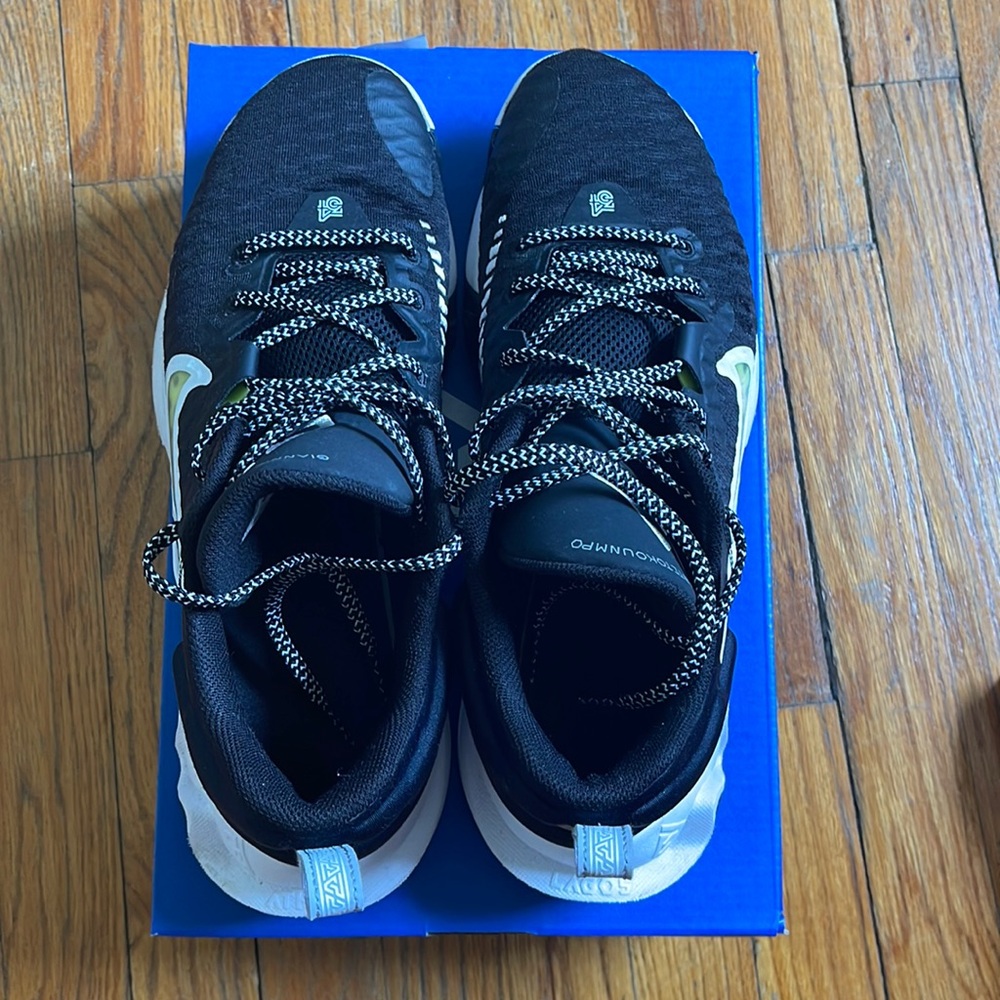Nike Giannis Immortality ‘Black Volt’